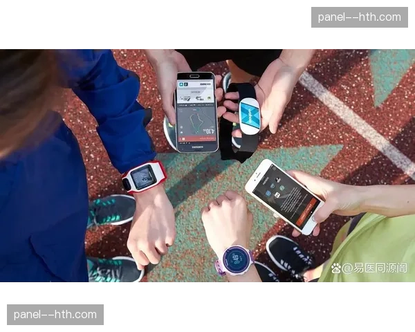 足球科技展：新型可穿戴设备亮相，可实时追踪球员跑动与接应位置数据